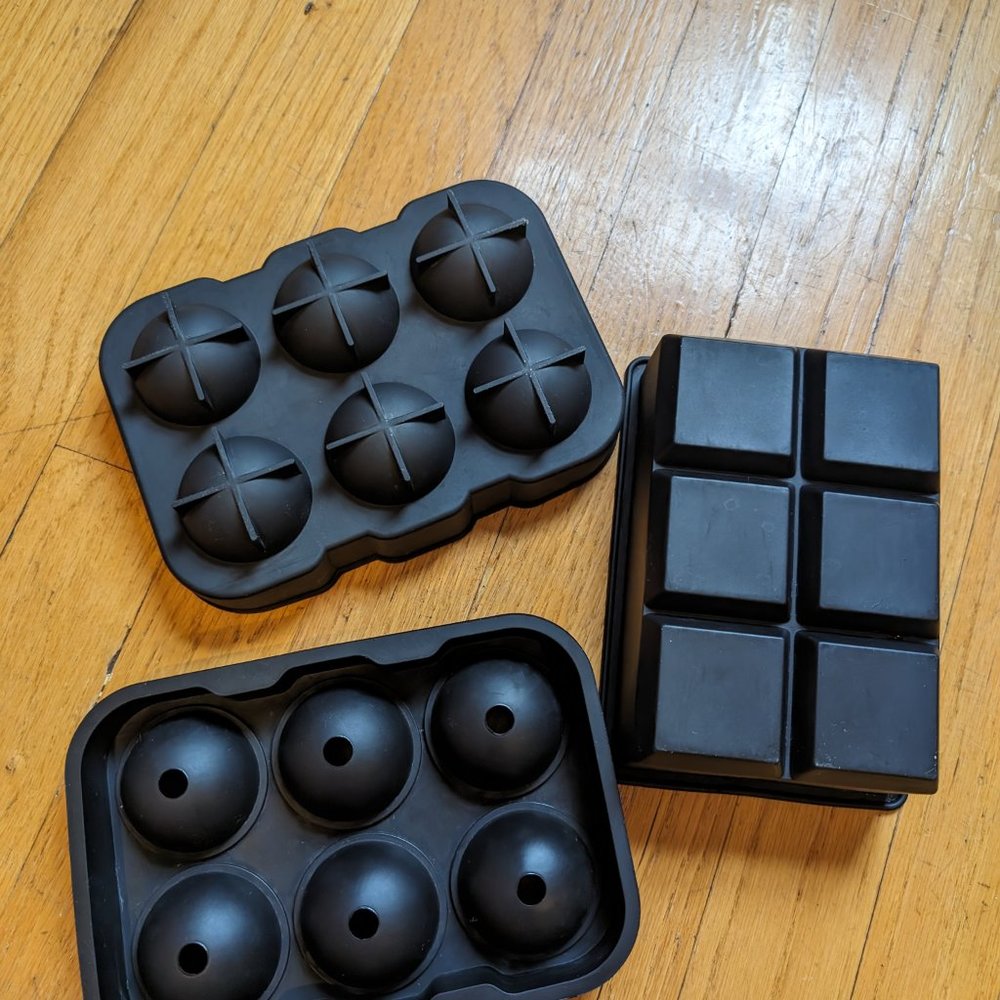 Silicone Ice Cube Trays Bundle 2 Pack Large Square Cube Round Sphere Molds Black - Picture 11 of 12